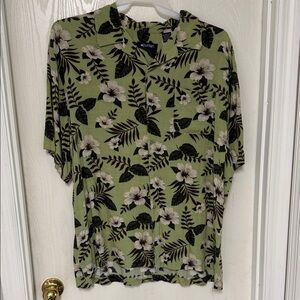 Puritan Green and Black Floral Shirt